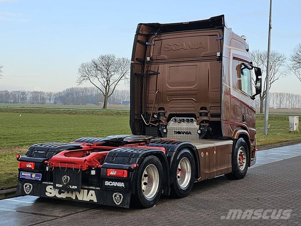 Scania R580 6X2 NB LED LEATHER 曳引機組件