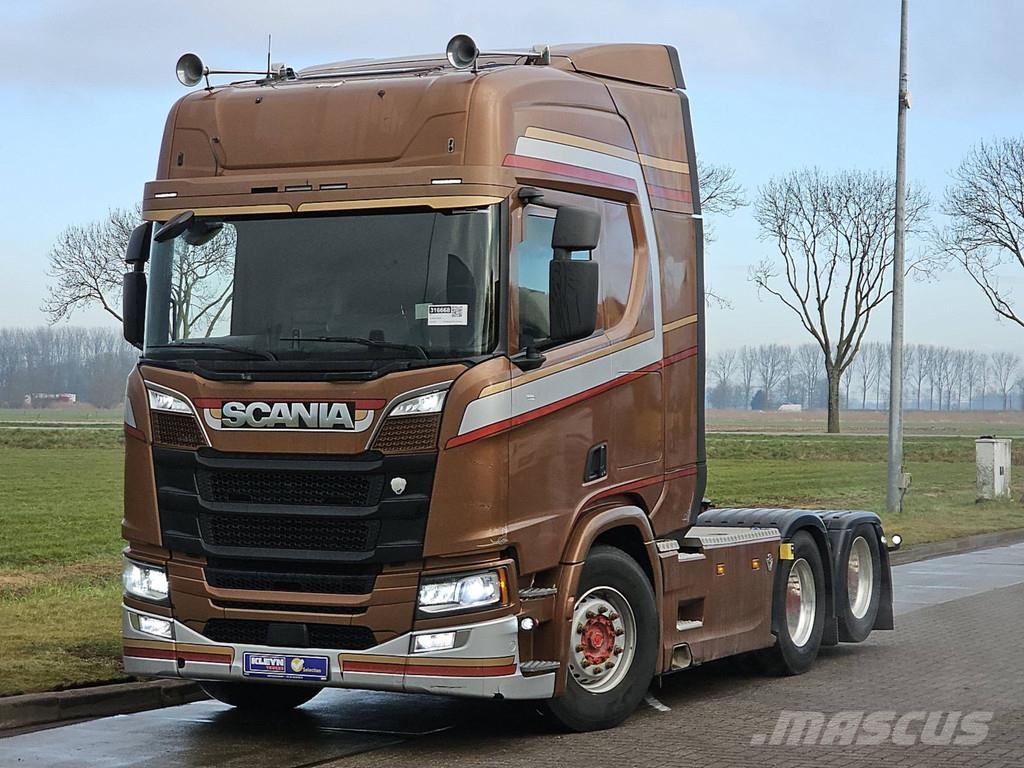 Scania R580 6X2 NB LED LEATHER 曳引機組件
