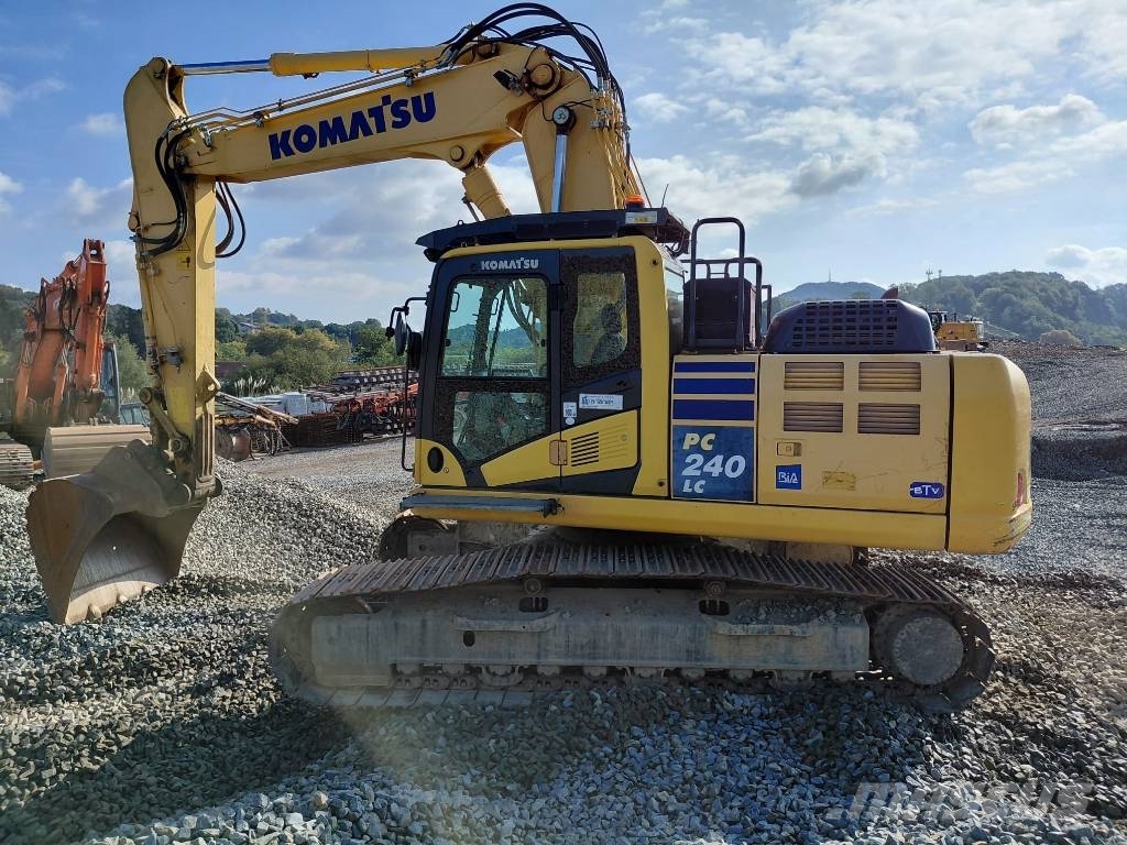 Komatsu PC 240 LC-10 Верижен екскаватор