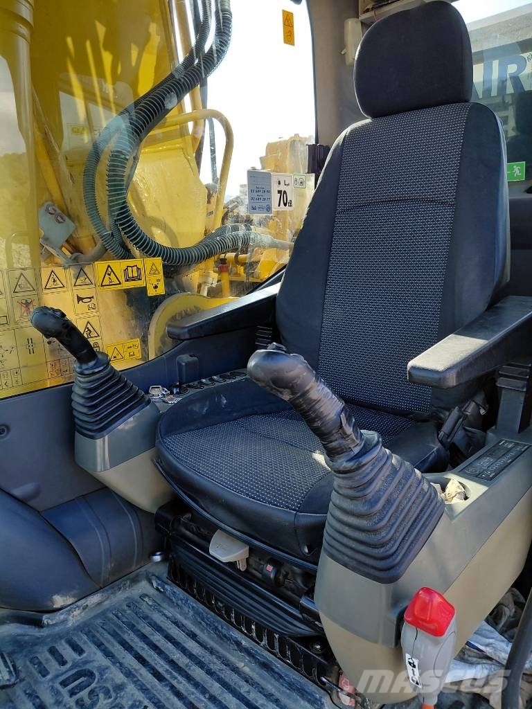 Komatsu PC 240 LC-10 Верижен екскаватор