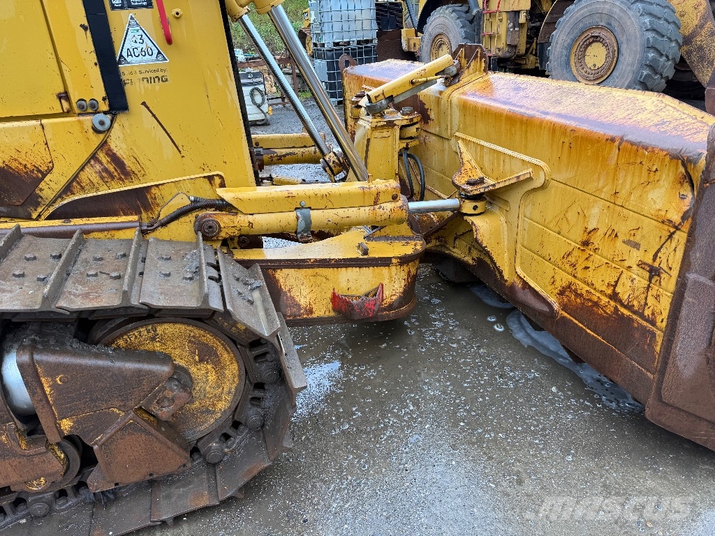 CAT D 6 T XLVP 履带式推土机