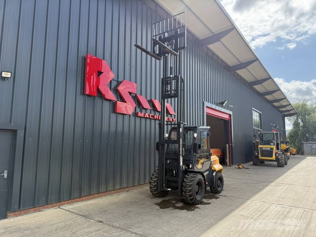 LiuGong CLG 2030 H RT4 4x4 3T Rough Terrain Forklift Empilhadores Diesel
