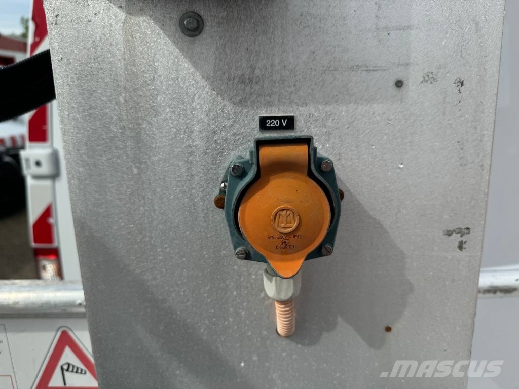 Opel Movano Hubarbeitsbühne KLUBB K38P Korb 200kg EURO Autoplošiny
