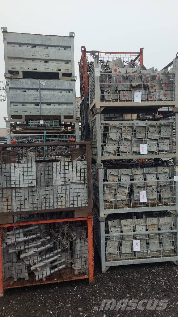 Layher TG 60 Shoring Tower / 100 pc Towers / %65 discount Gerüste & Zubehör
