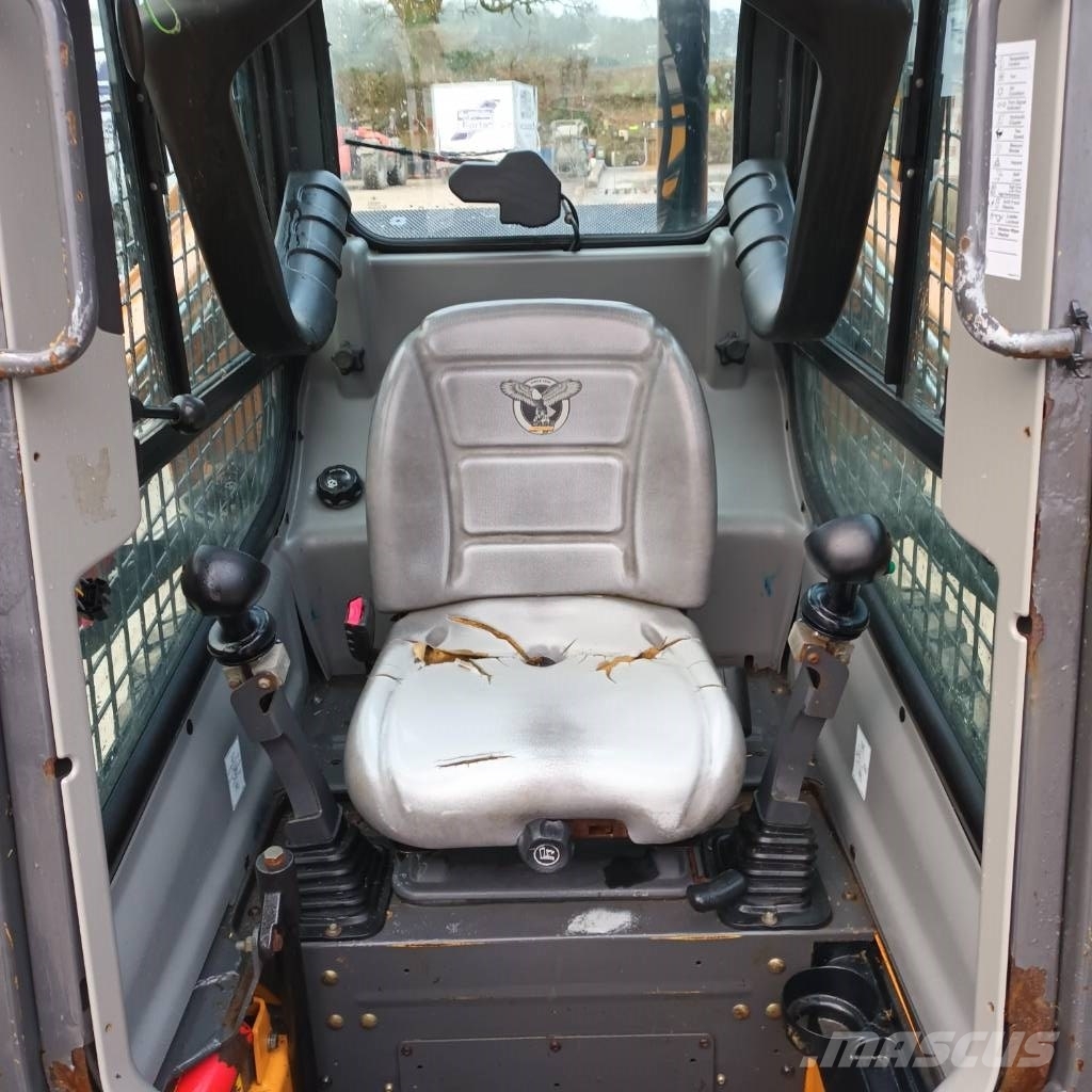 CASE SR 130 Kompaktlader