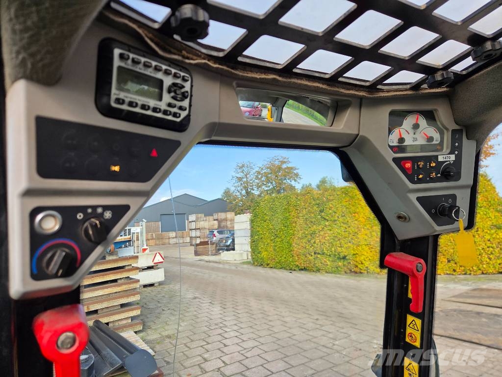 JCB 225 T 5200kg Skid steer mini nakladalci