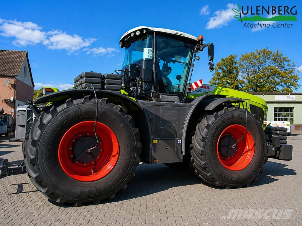 CLAAS Xerion 5000 الجرارات