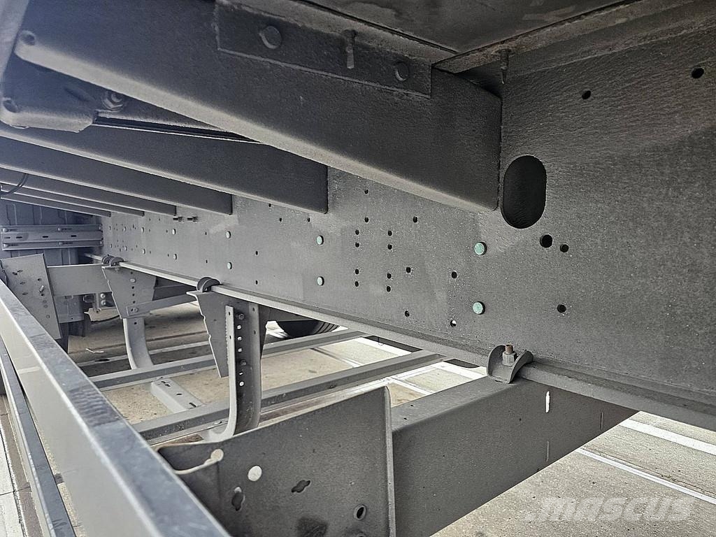 Schmitz Cargobull SCB*S3T MOT 2/27 | 3 AXLES | SLIDING ROOF Semi-reboques com cortinas laterais