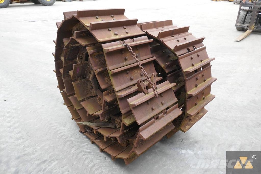 CAT D7H Trackgroup Neumáticos, ruedas y llantas