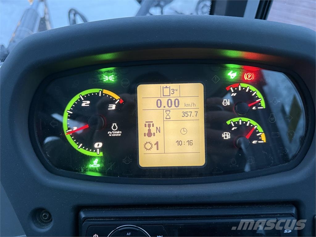 New Holland W80C 轮式装载机