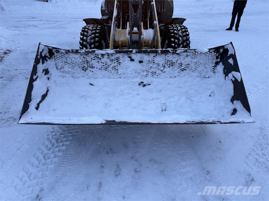 New Holland W80C Φορτωτές με λάστιχα (Τροχοφόροι)