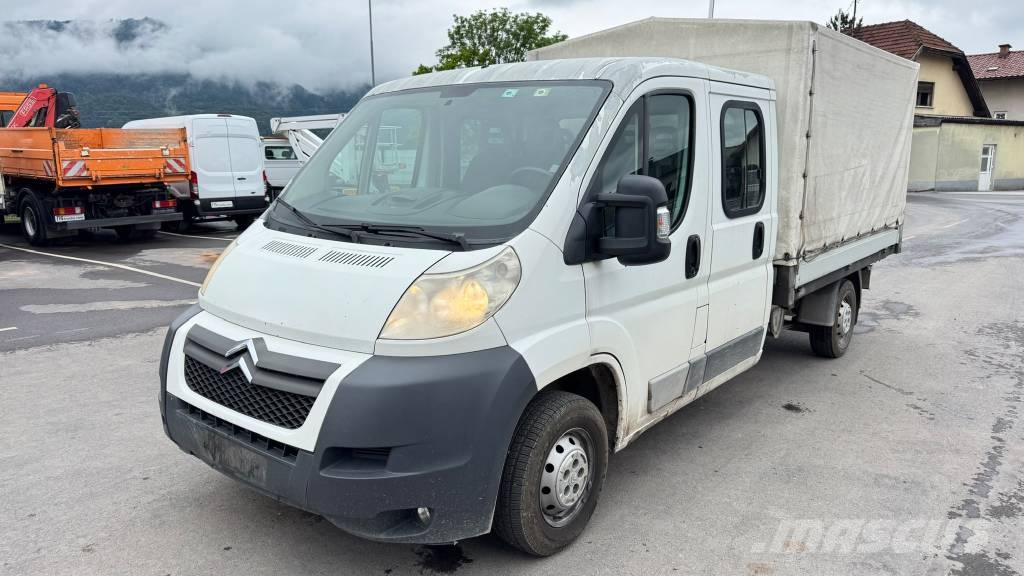 Citroën JUMPER 2.2 HDI stake body 3M - 7 seats Furgonetas cerradas