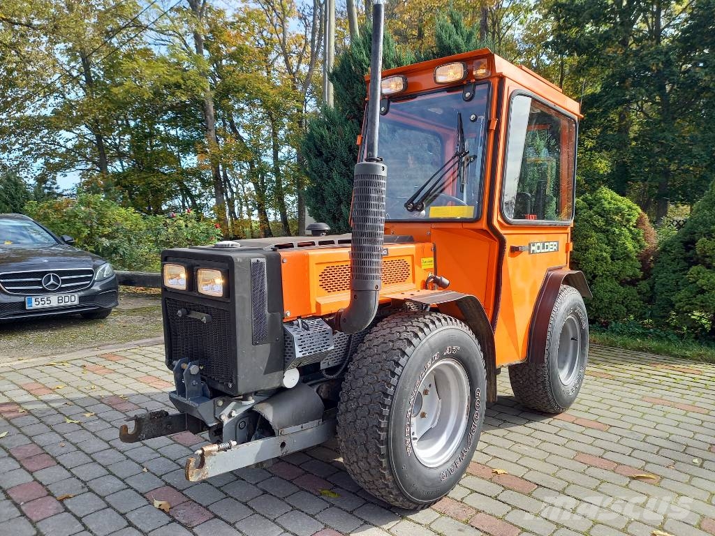 Holder C30, 4x4, ARTICULATED Traktorid