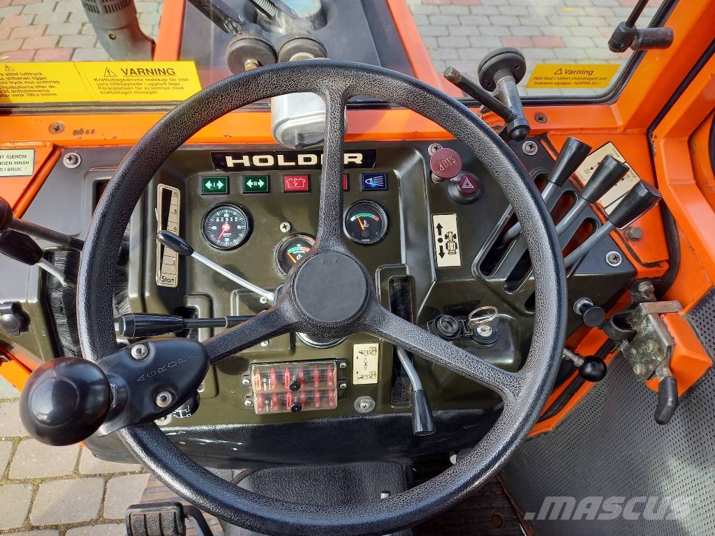 Holder C30, 4x4, ARTICULATED Traktorid