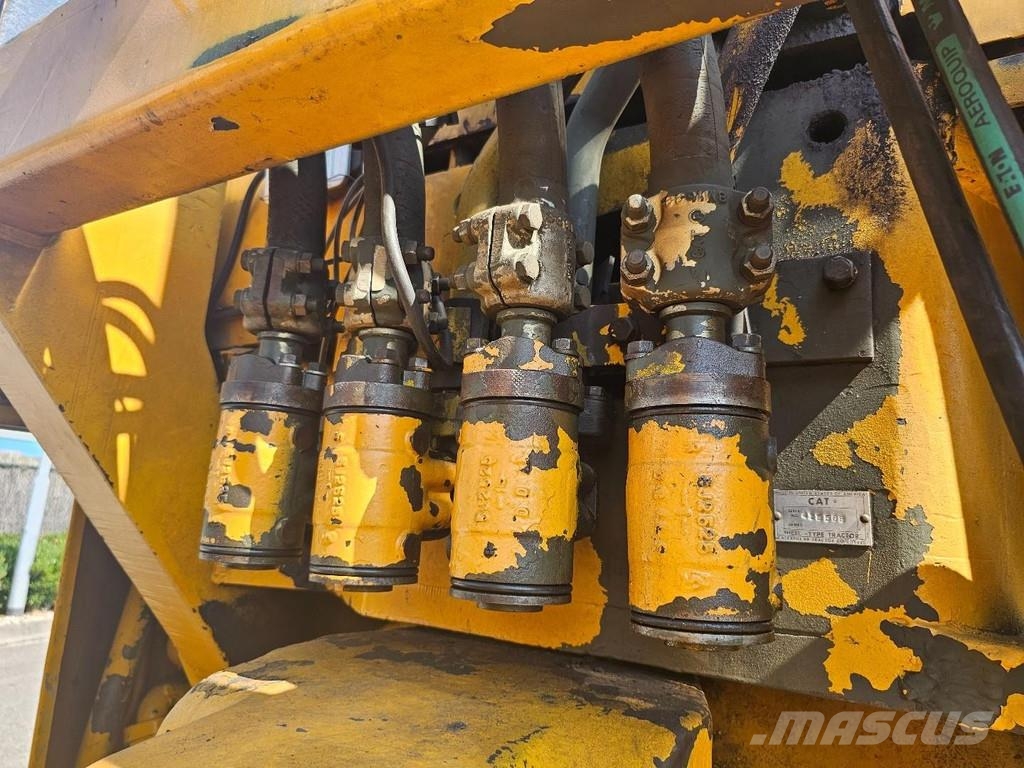 CAT 830 MB ** Very nice condition! ** Frezen
