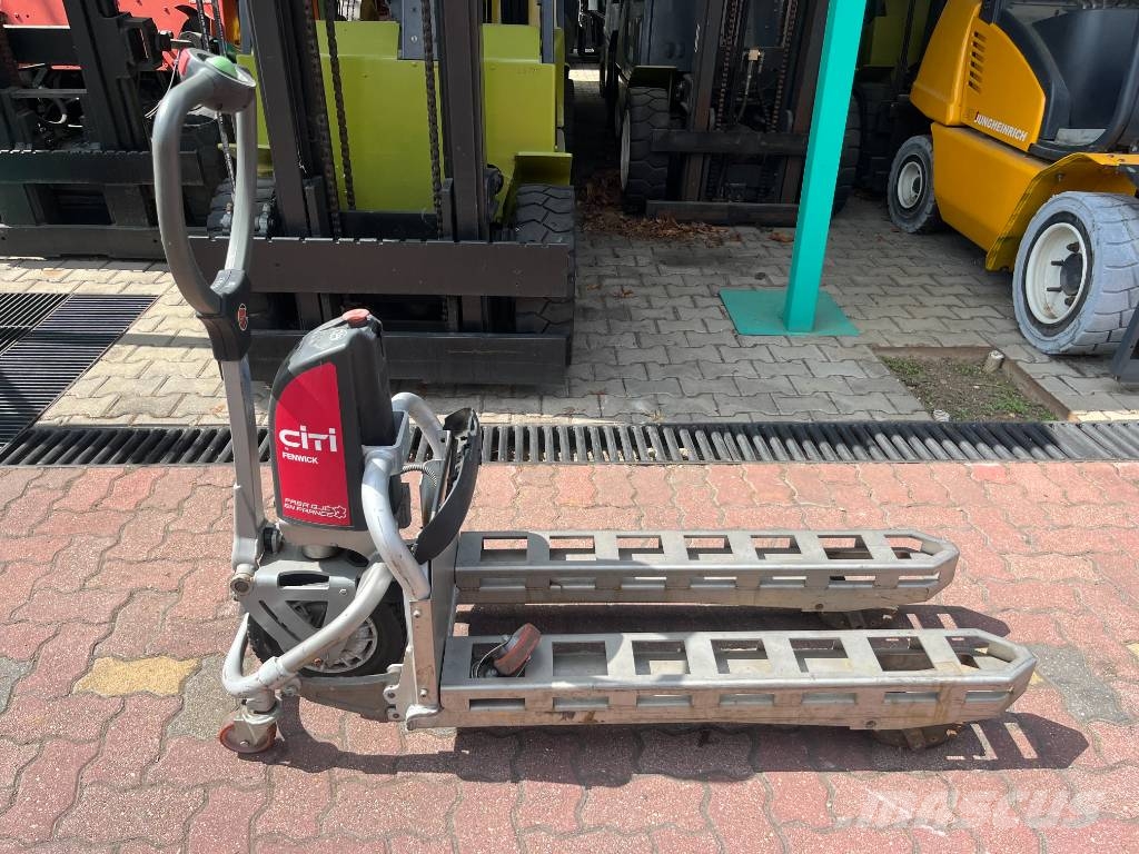 Linde T05 /130/ /SPEC/ V-2765 OB Χειροκίνητο περονοφόρο ανυψωτικό