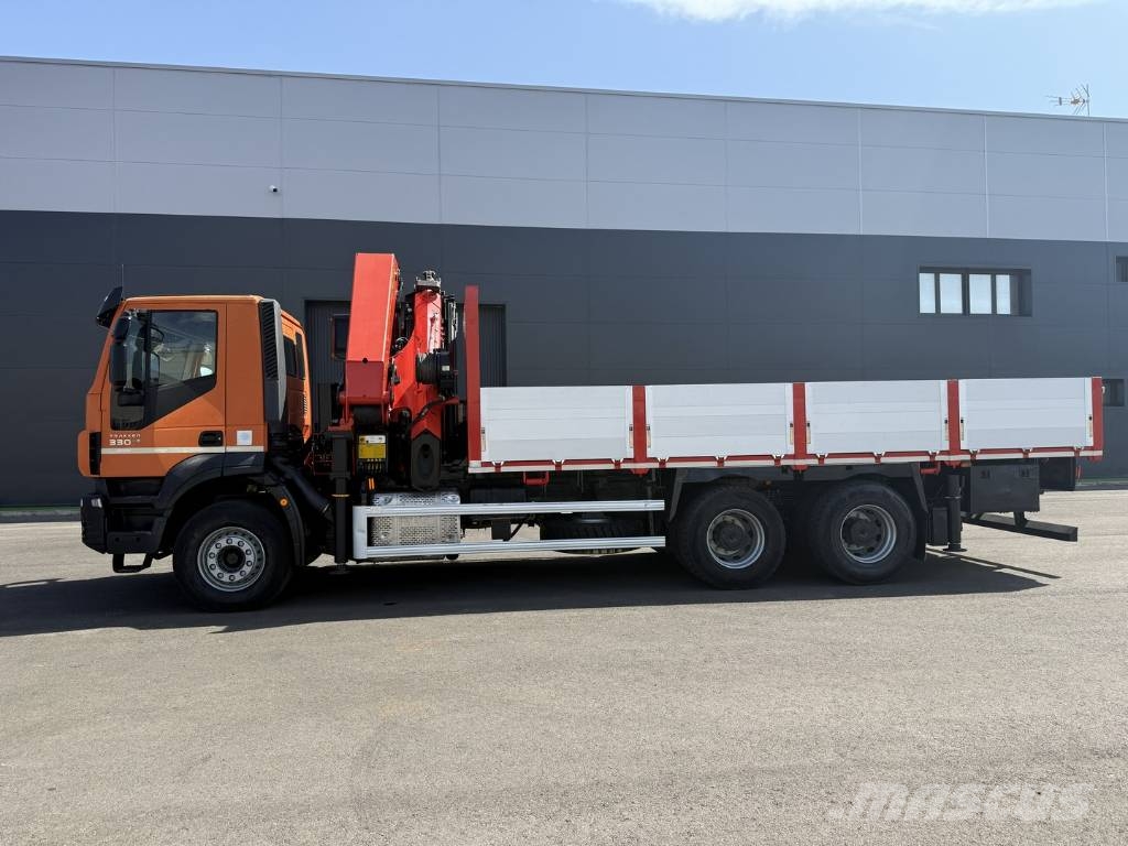 Iveco TRAKKER 330 Snelmontage kranen