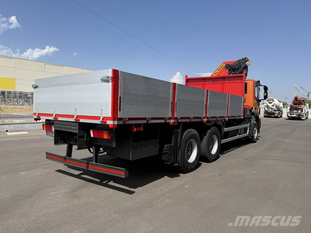 Iveco TRAKKER 330 Snelmontage kranen