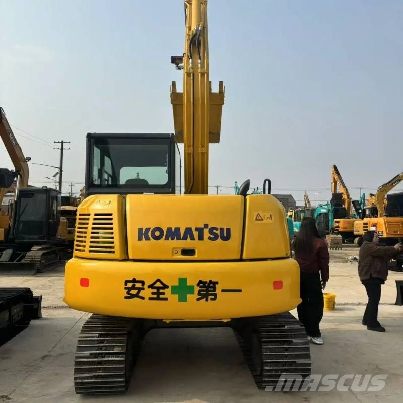 Komatsu PC70 Crawler excavators
