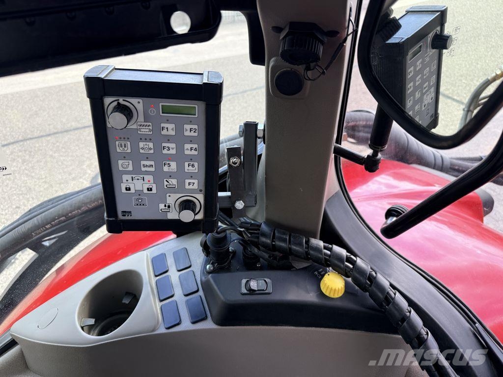 Case IH IH Puma 200 CVXDrive met Herder Trattori