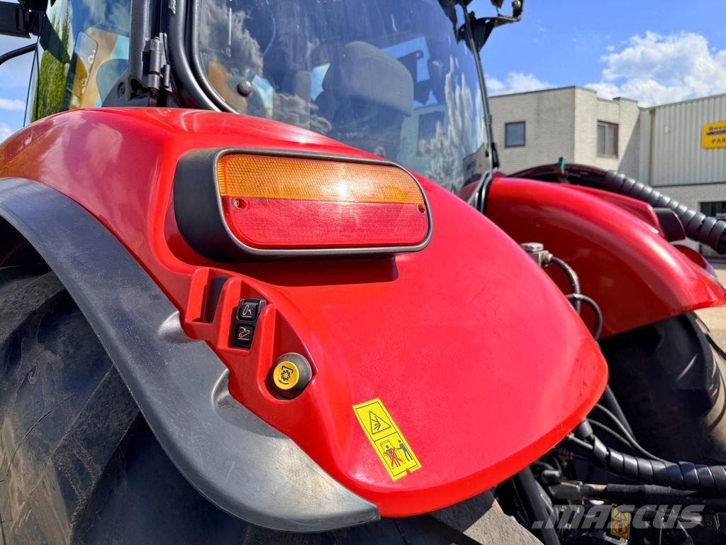 Case IH IH Puma 200 CVXDrive met Herder Trattori