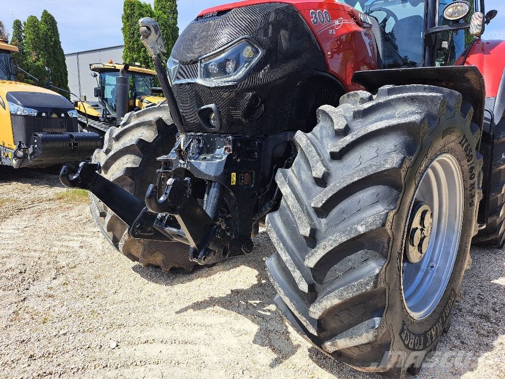 Case IH OPTUM 300 CVX Tractoren