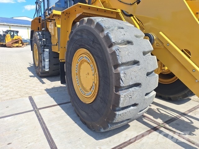 CAT 988K XE لوادر بعجل