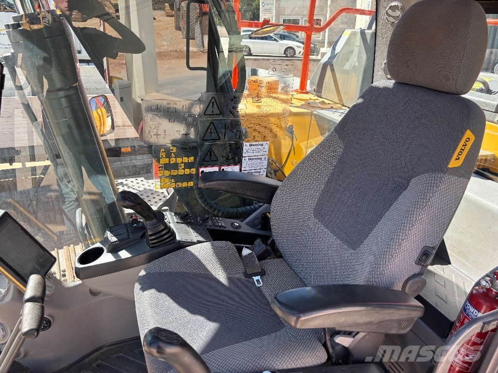 Volvo EC 140 EL Excavadoras de cadenas
