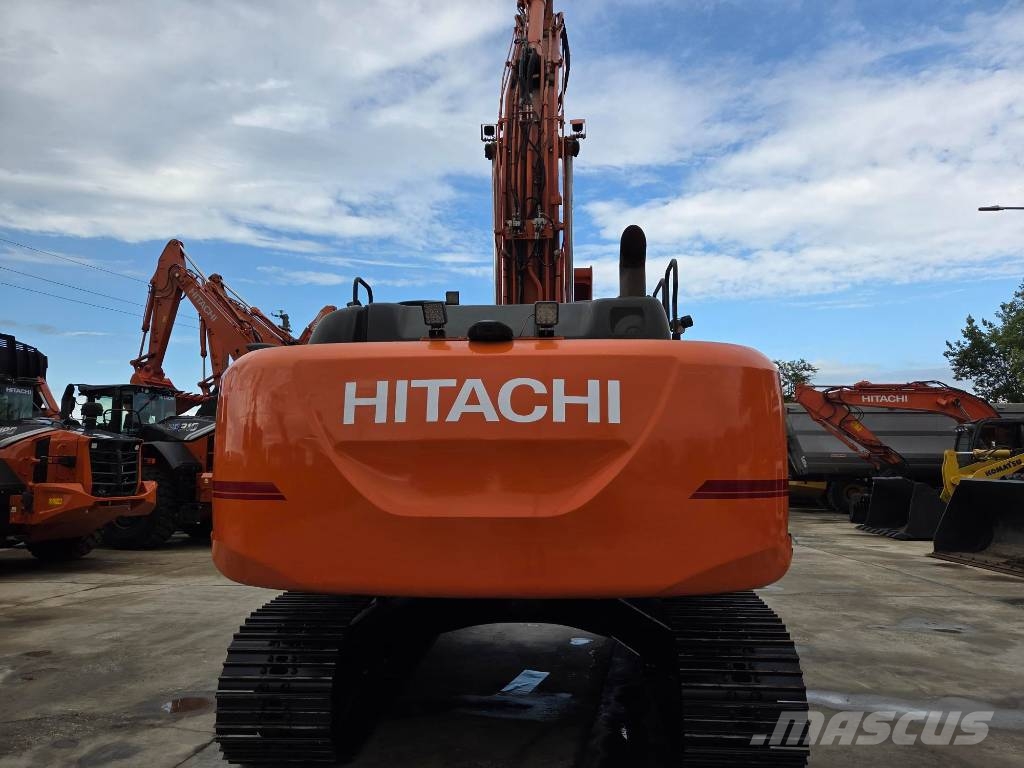 Hitachi ZX250LCN-7, 2020, 6.815h, new chain, new bucket Escavadeiras de esteiras