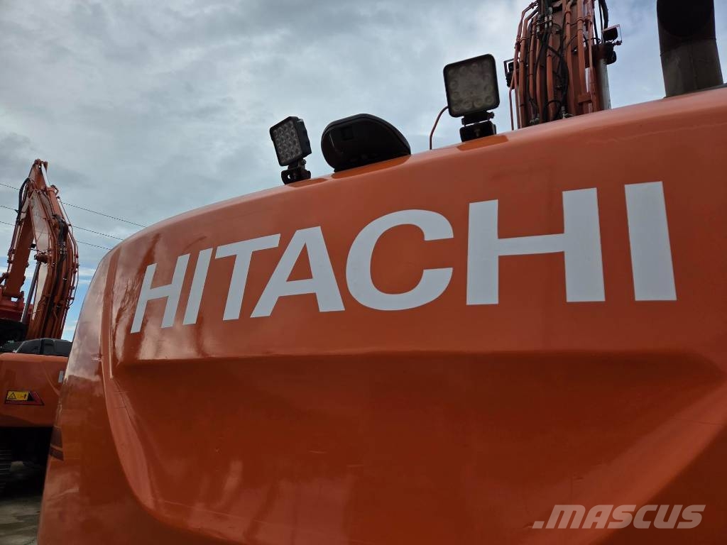 Hitachi ZX250LCN-7, 2020, 6.815h, new chain, new bucket Escavadeiras de esteiras