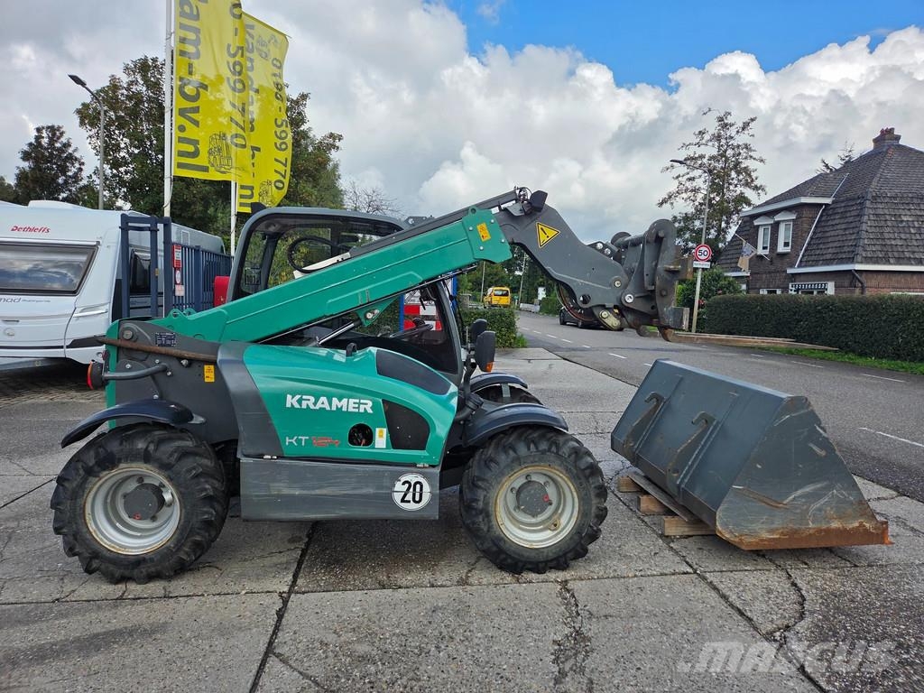Weidemann T4512 4x4x4 Chariot télescopique