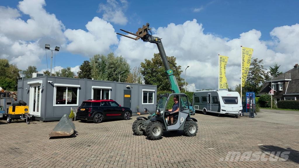 Weidemann T4512 4x4x4 Chariot télescopique