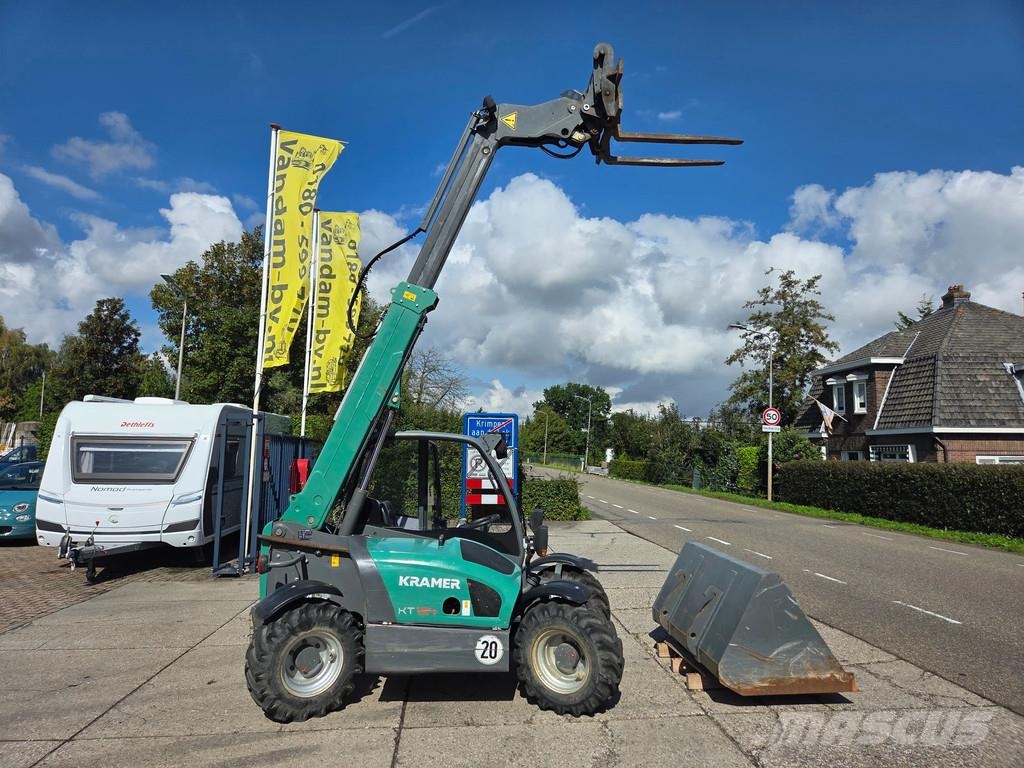 Weidemann T4512 4x4x4 Chariot télescopique