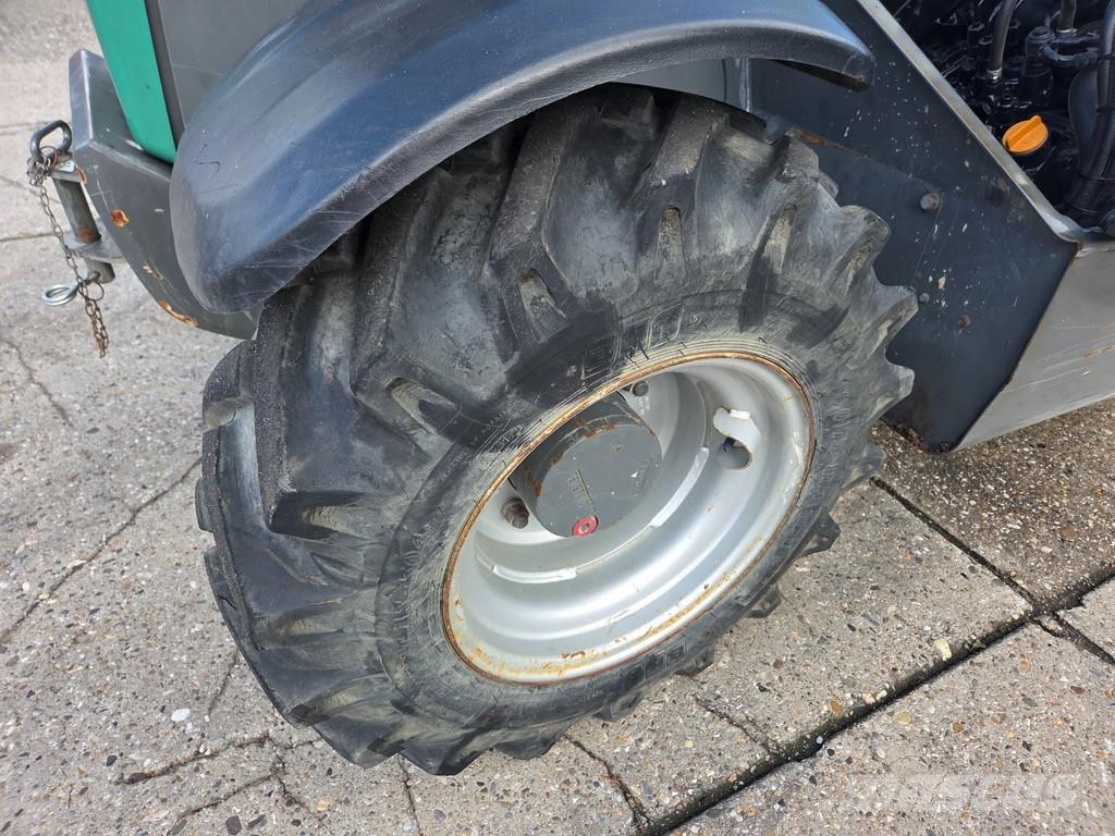 Weidemann T4512 4x4x4 Chariot télescopique
