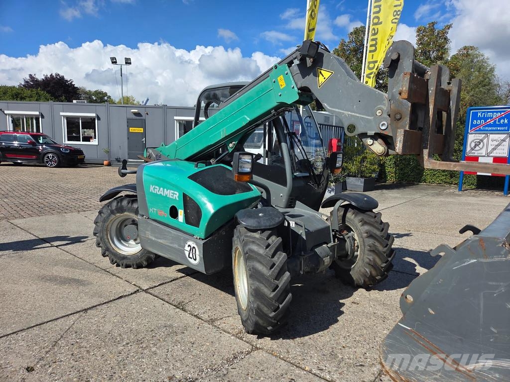 Weidemann T4512 4x4x4 Chariot télescopique