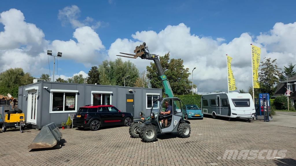 Weidemann T4512 4x4x4 Chariot télescopique