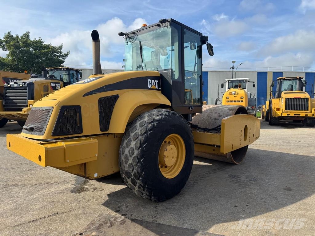 CAT CS 663E . Muut jyrät