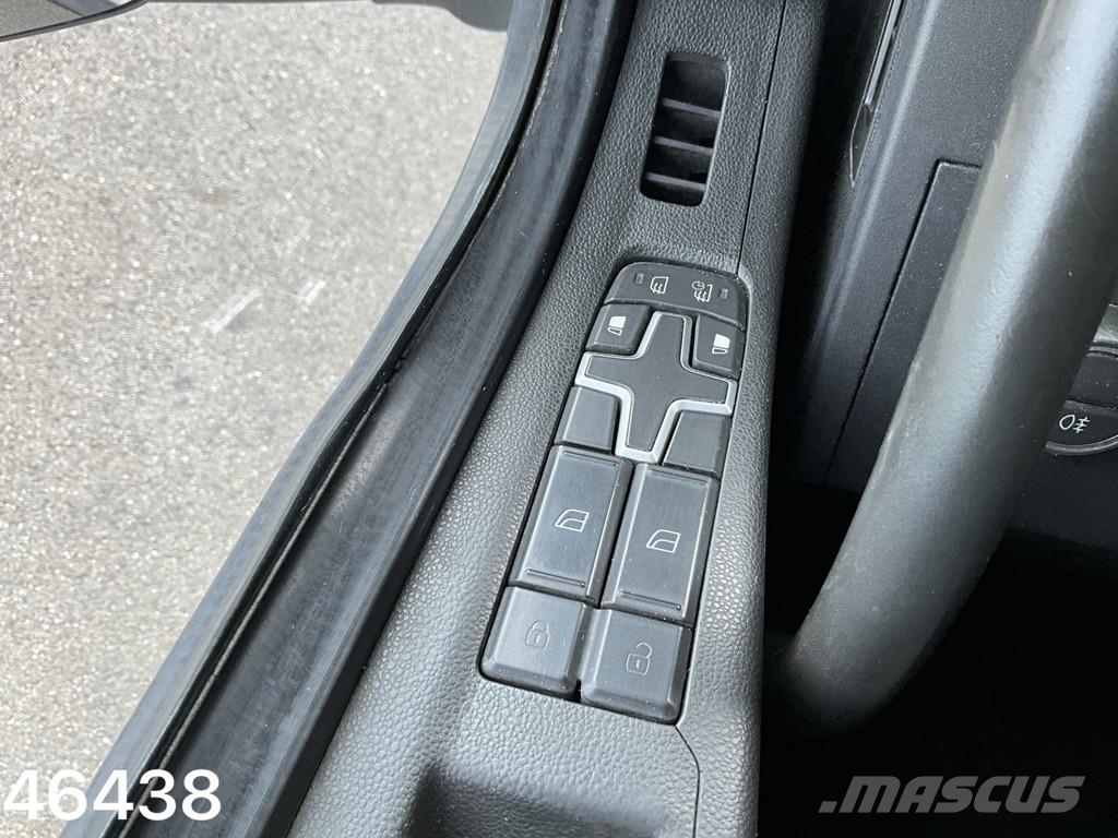 Volvo FMX 460 8x4 Euro 6 HMF 19 Tonmeter Z-kraan Hook lift trucks