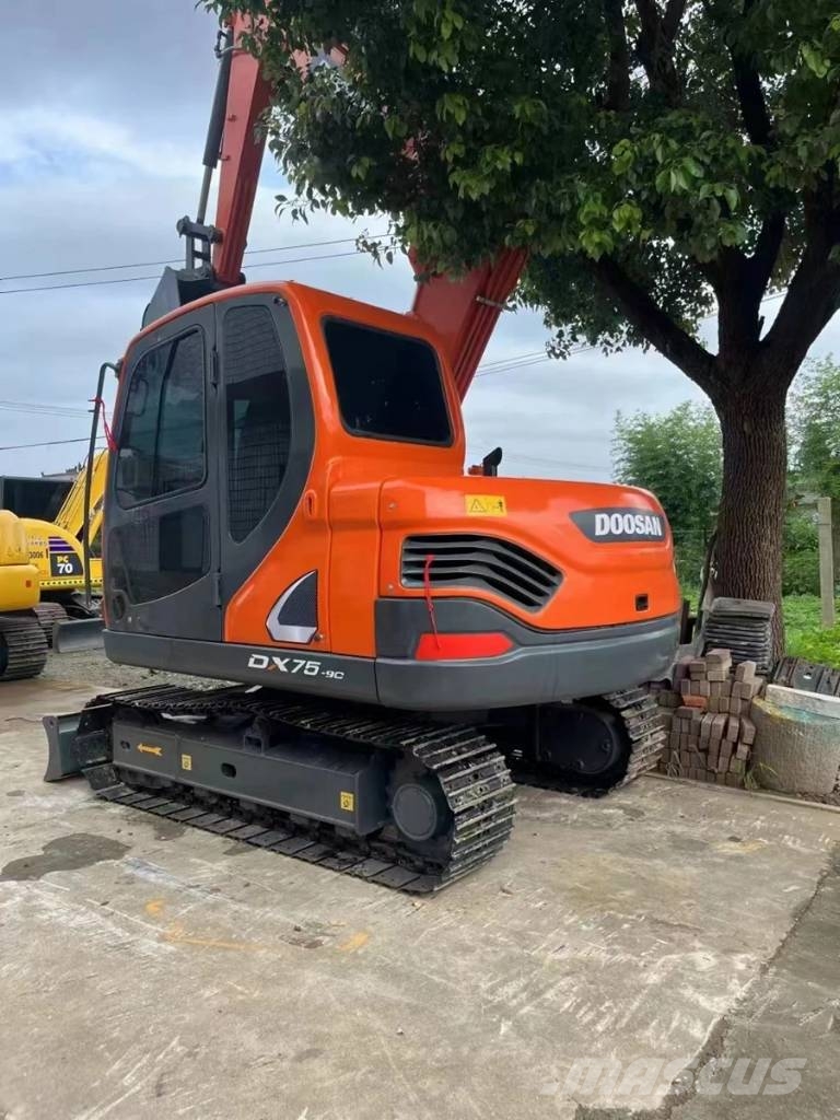 Doosan DX75-9C Midigravere 7 - 12t