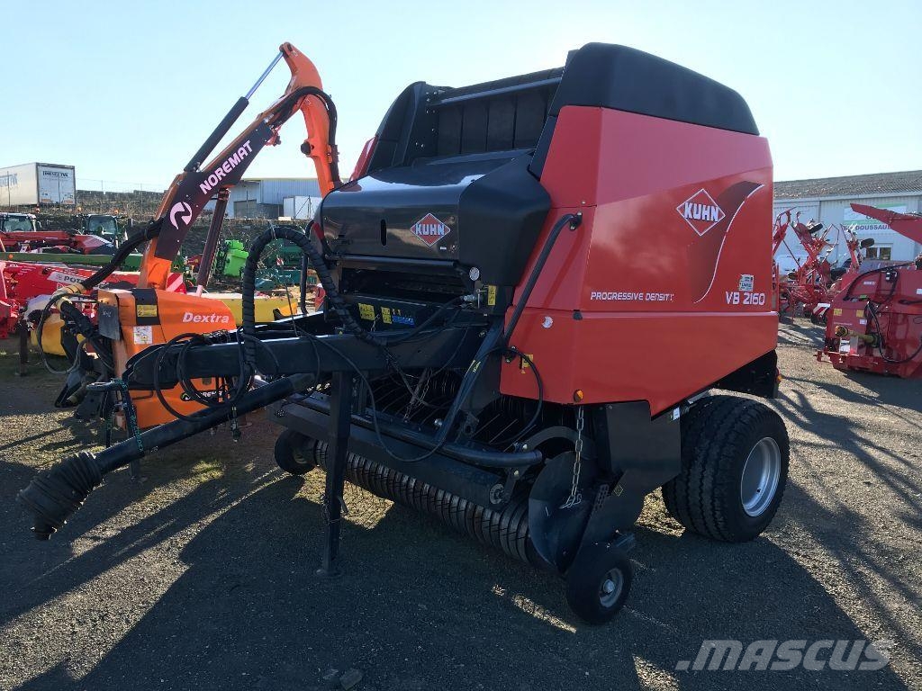 Kuhn VB 2160 圓型牧草打包機