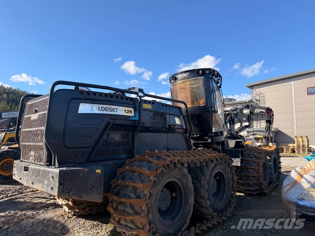 Logset H12 Harvester
