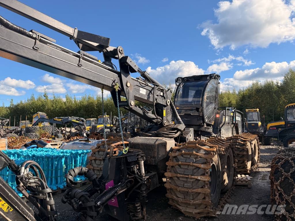Logset H12 Harvester