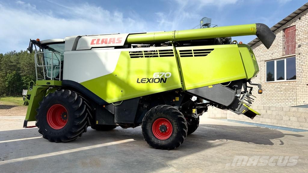 CLAAS Lexion 670 Derliaus nuėmimo kombainai