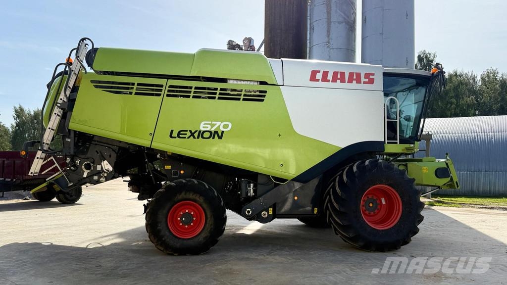 CLAAS Lexion 670 Derliaus nuėmimo kombainai