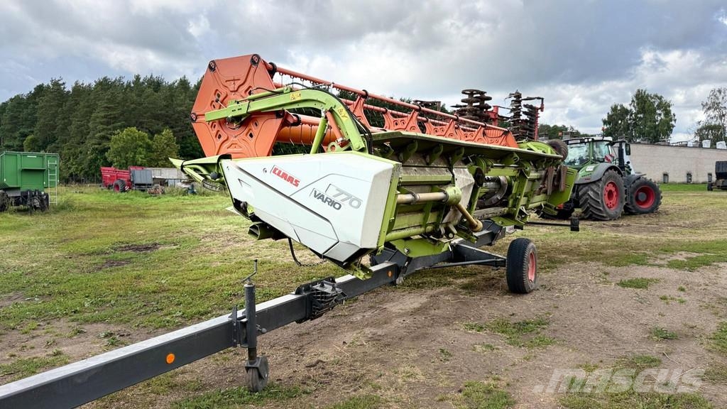 CLAAS Lexion 670 Derliaus nuėmimo kombainai