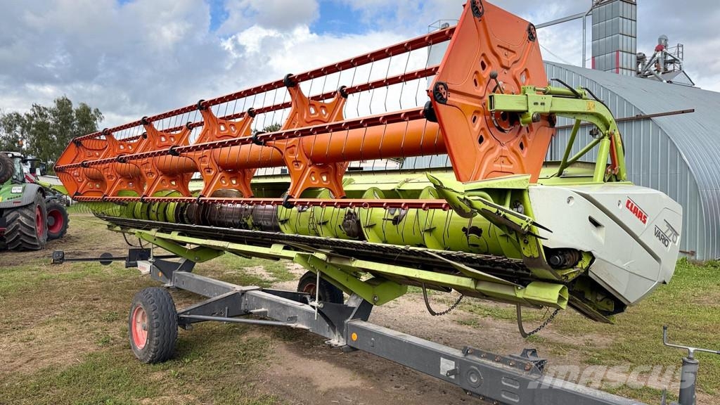 CLAAS Lexion 670 Derliaus nuėmimo kombainai