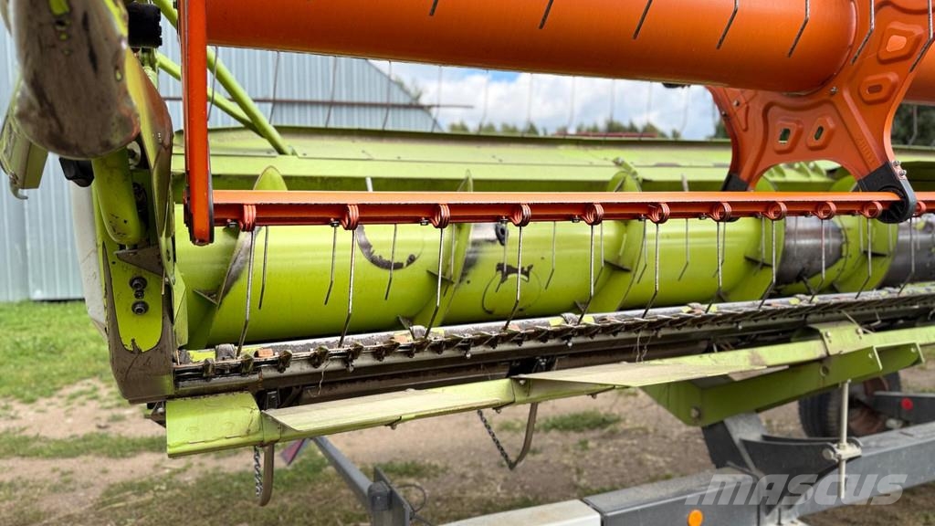 CLAAS Lexion 670 Derliaus nuėmimo kombainai