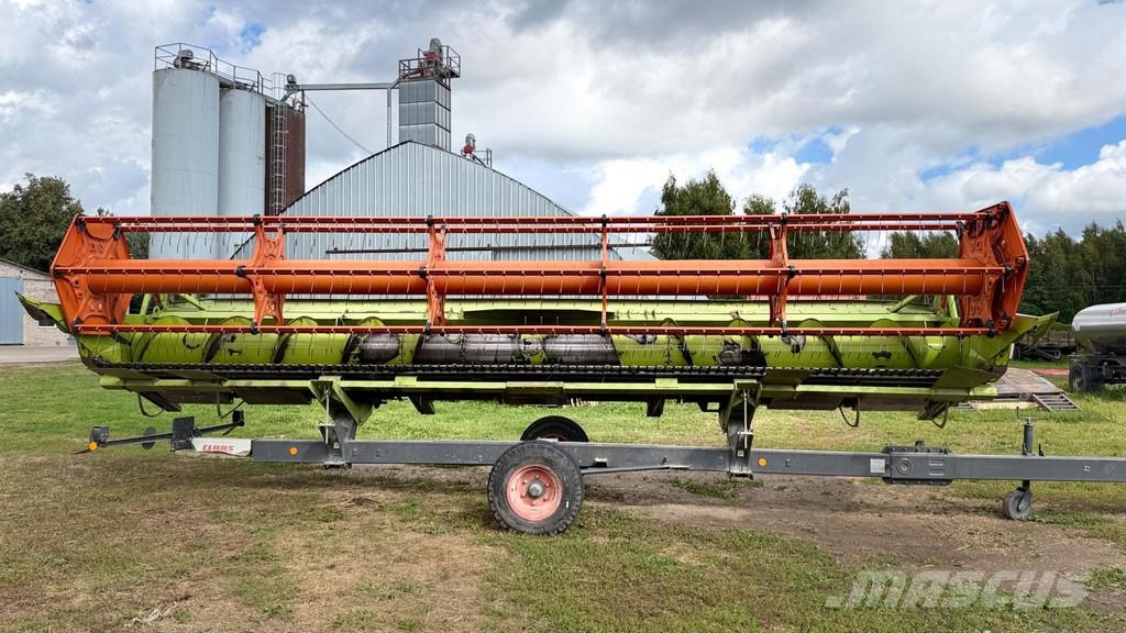 CLAAS Lexion 670 Derliaus nuėmimo kombainai