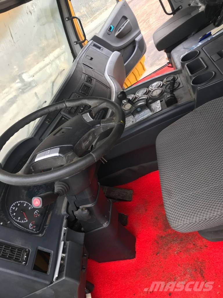 XCMG QAY 160 All-Terrain-Krane