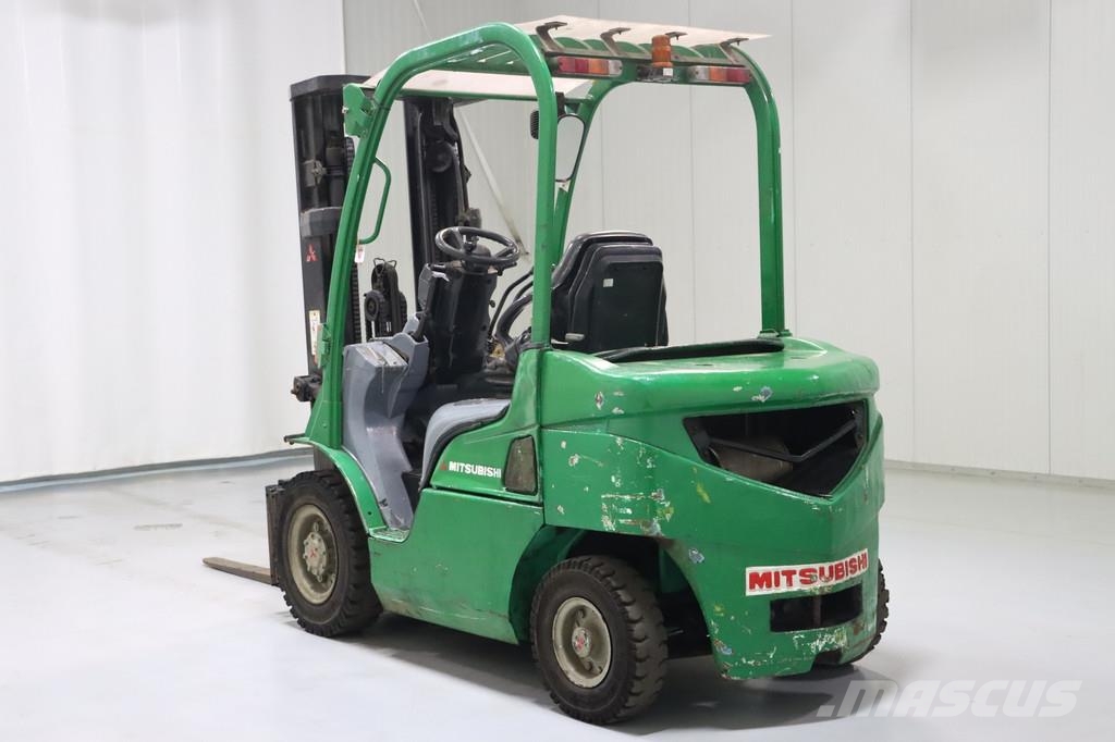 Mitsubishi FD25N Dízel targoncák